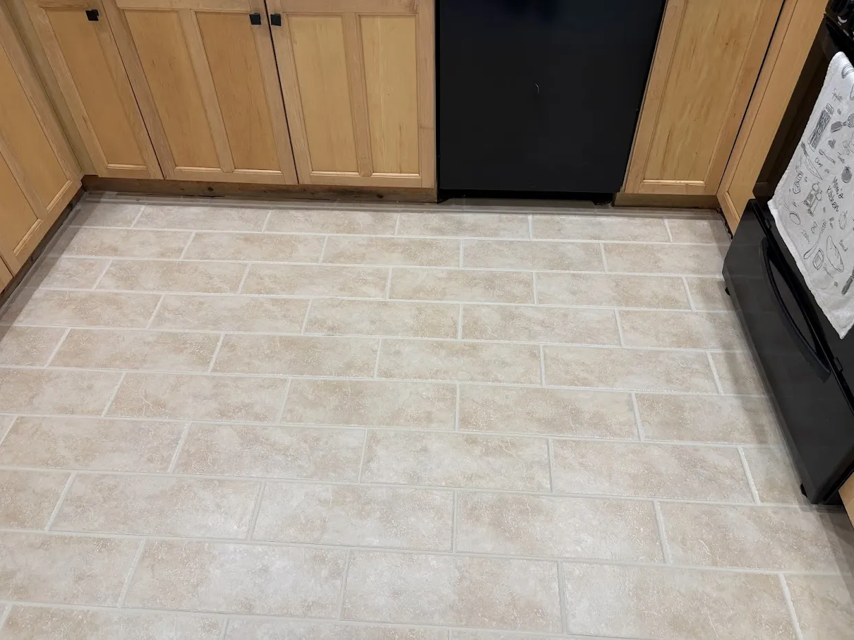 Kitchen Tile cleaning & Color Sealing - West Palm Beach, FL - After